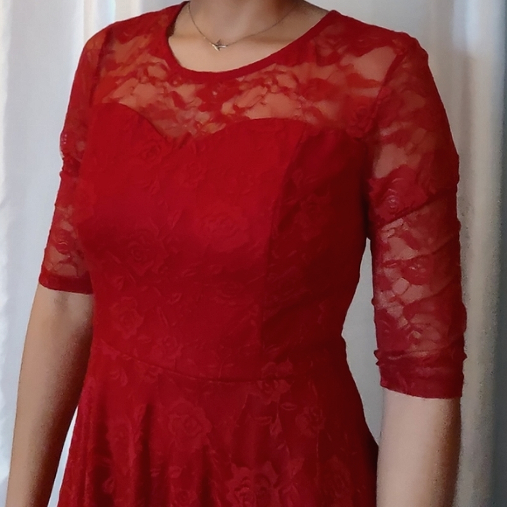 Red Lace Dresses